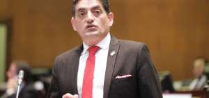 &Aacute;ngel Sinmaleza: "El C&oacute;digo Org&aacute;nico de Salud no promueve, no legaliza, ni autoriza el aborto"