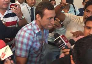 El jugador argentino se realizar&aacute; las pruebas m&eacute;dicas hoy. Foto: @AsoGuayas