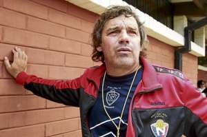 Saralegui regresa al pa&iacute;s para conducir al Olmedo 