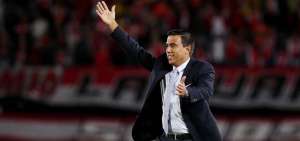 El venezolano C&eacute;sar Far&iacute;as vuelve a Bolivia para dirigir a la selecci&oacute;n
