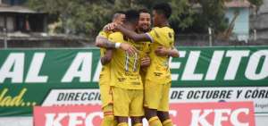 Barcelona pierde con Santa Rita, pero contin&uacute;a en la Copa Ecuador