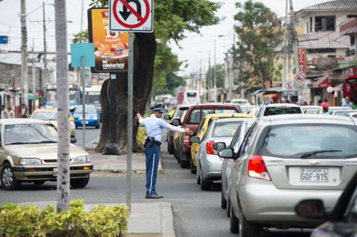 El convenio entre Guayaquil y Samborond&oacute;n apunta a mejorar la circulaci&oacute;n vehicular. Foto: William Orellana / El Tel&eacute;grafo