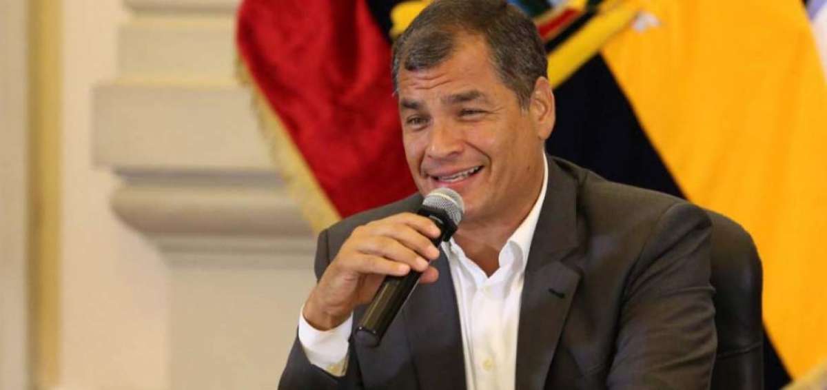 El Presidente Rafael Correa, durante el conversatorio den la Gobernaci&oacute;n del Guayas, en el sal&oacute;n Sim&oacute;n Bol&iacute;var. Guayaquil