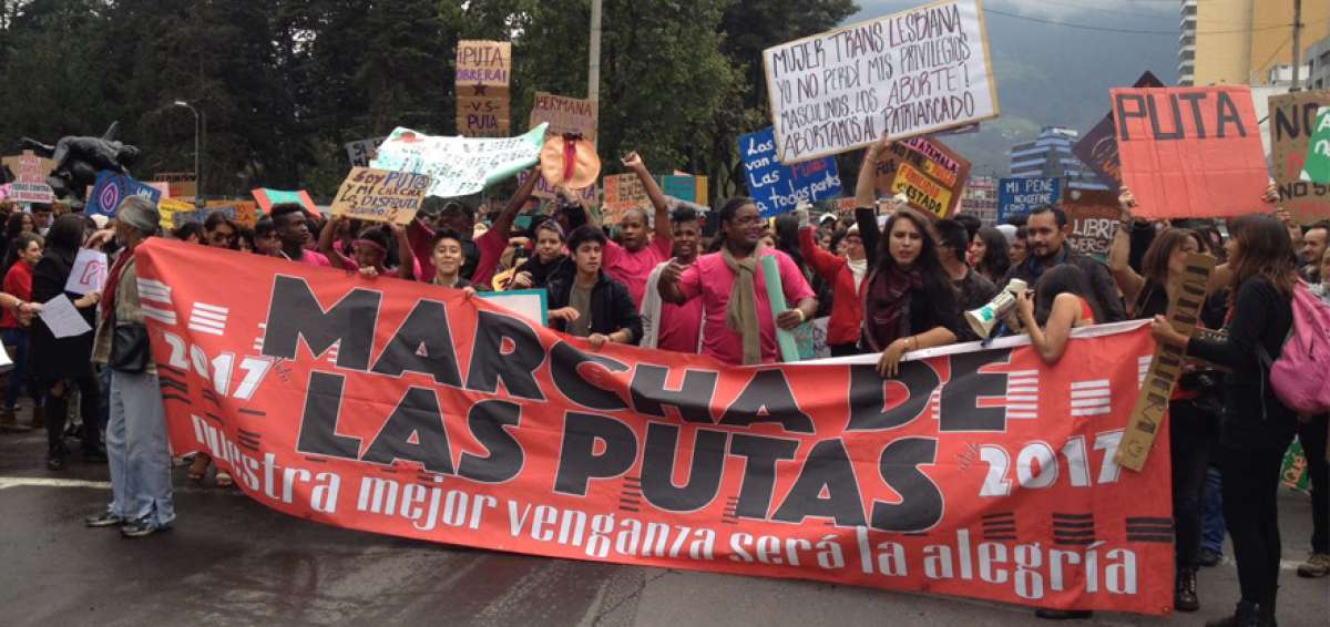 Alrededor de 700 personas se dieron cita en Quito para la 'Marcha de las Putas'