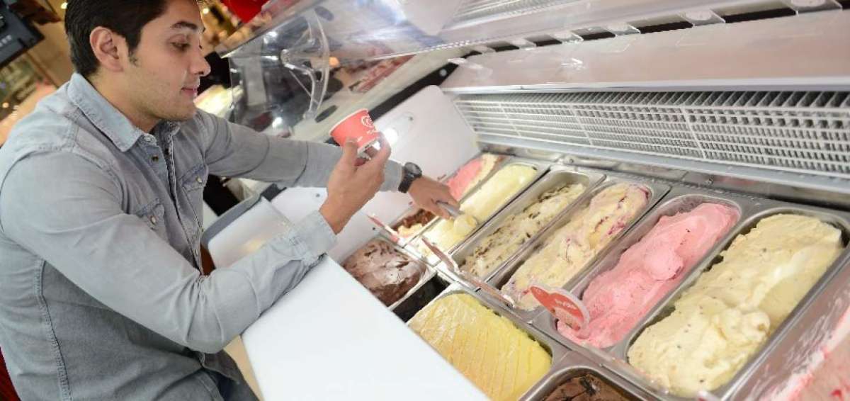 Santiago Torres, gerente de Helados Gourmet, se&ntilde;al&oacute; que han dado empleo a 60 personas en total.