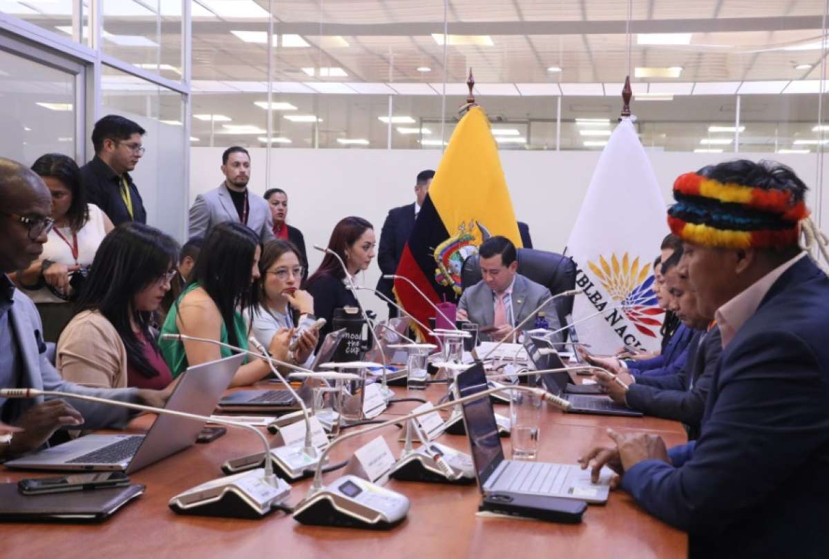 Comisi&oacute;n de Fiscalizaci&oacute;n pide investigar la ruta del dinero en el caso Progen 