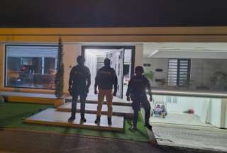 Los detenidos tendrían vinculación con los narcotraficantes Leonardo Briones y Génesis Mendoza, quienes fueron abaleados en Manta, el 16 de julio.