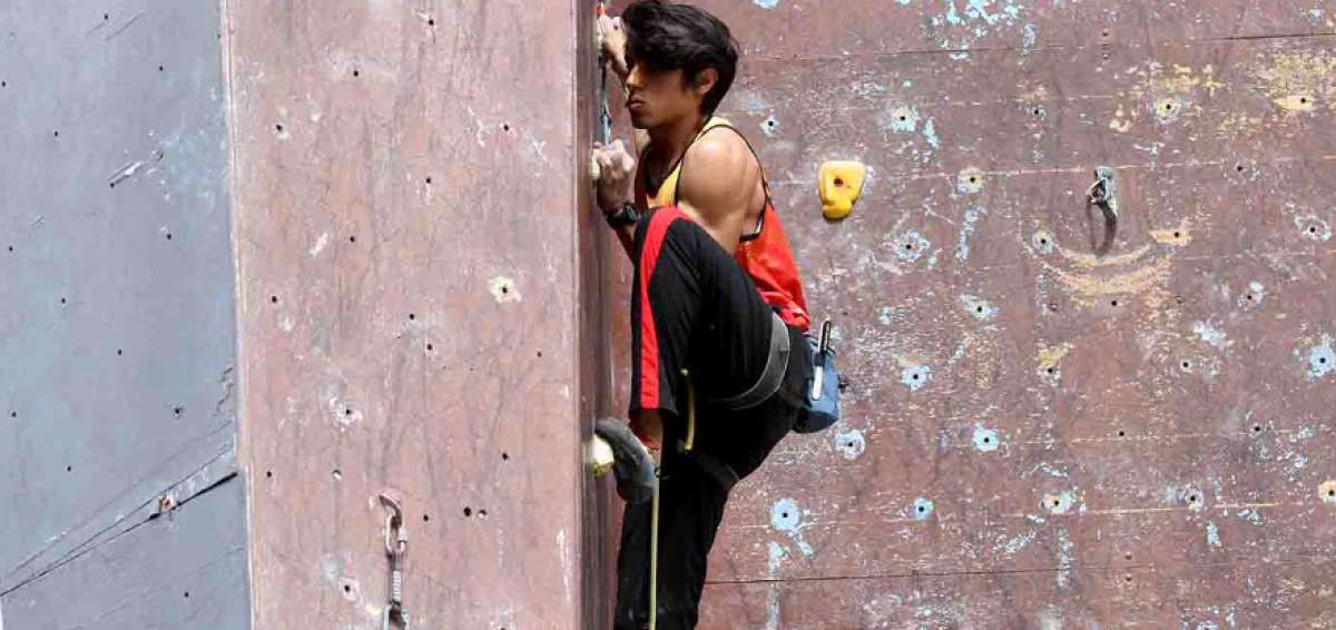 El escalador pichinchano &Oacute;scar Rivadeneira es una de las figuras de este deporte a nivel nacional.