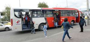 Nuevas unidades de transporte urbano se han puesto en servicio en Cuenca, aunque el Concejo Cantonal no ha resuelto a&uacute;n el tema.