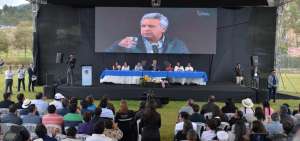 El presidente Len&iacute;n Moreno en un acto con afiliados del seguro social campesino.