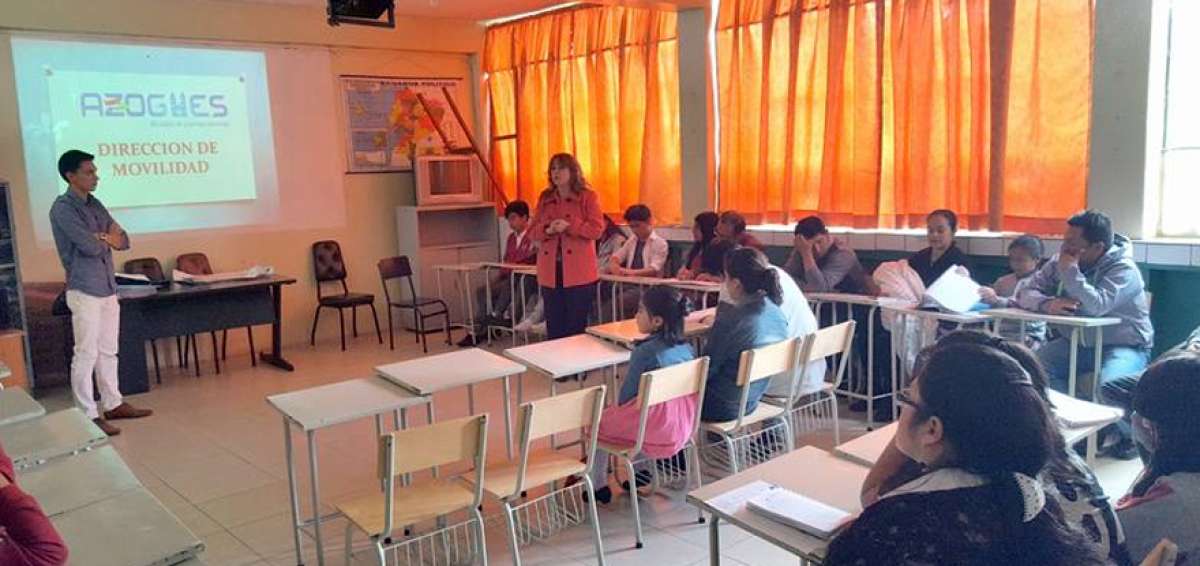 Estudiantes tratan leyes de tr&aacute;nsito