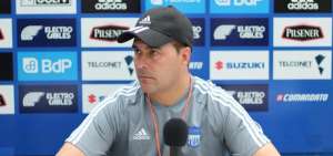 Rescalvo anunci&oacute; que Emelec incorporar&aacute; un delantero