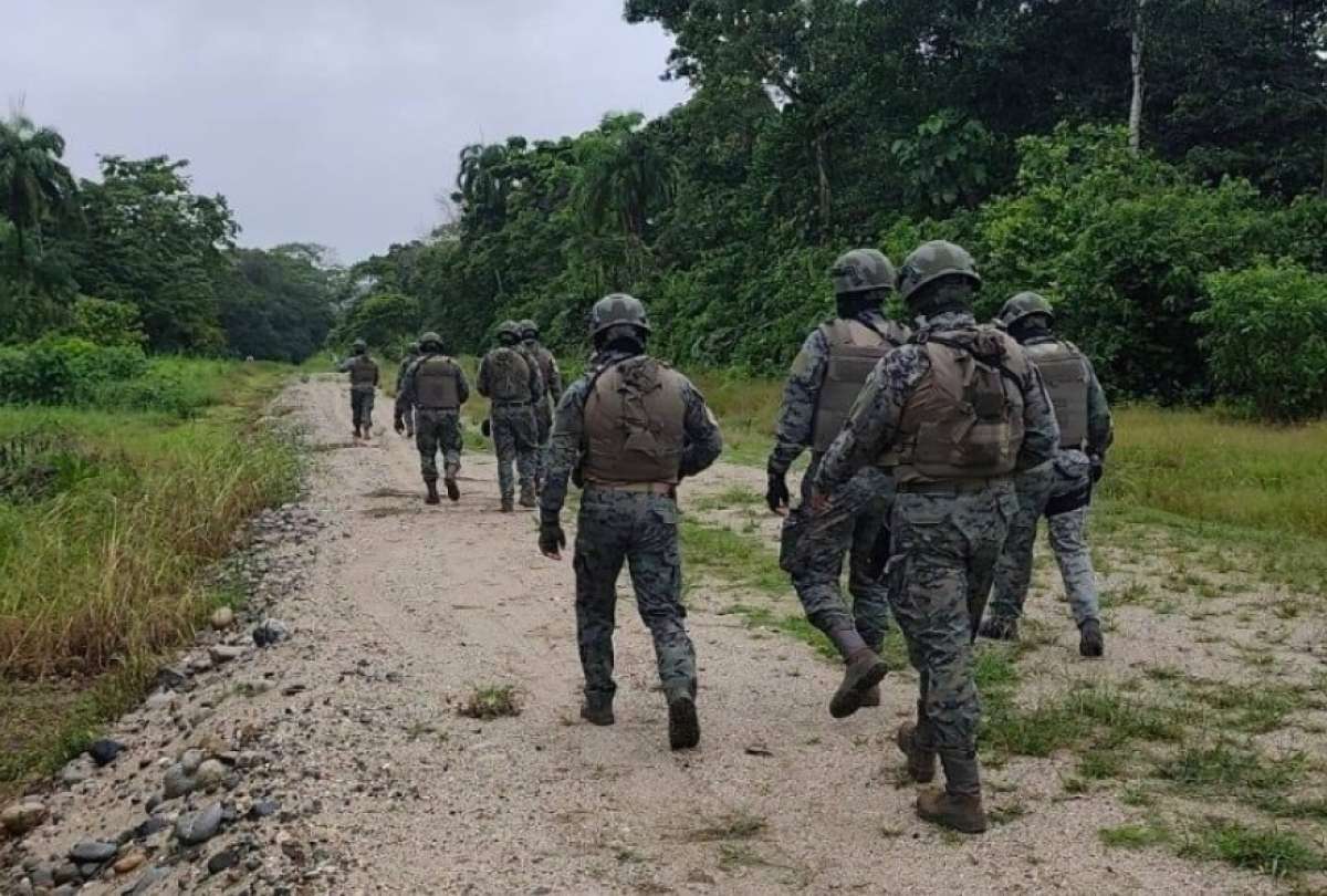 En los primeros operativos ya se reportan capturas, allanamientos y el desmantelamiento de sistemas clandestinos de vigilancia en Guayaquil.