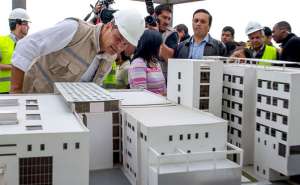 El presidente Rafael Correa destac&oacute; las obras que se ejecutan en la capital. Foto: John Guevara  |  El Tel&eacute;grafo
