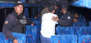 Presos del centro de rehabilitaci&oacute;n El Rodeo fueron trasladado a la Regional Guayas