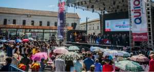  Quito conmemor&oacute; 210 a&ntilde;os del Primer Grito de Independencia con una reuni&oacute;n p&uacute;blica entre las autoridades y la ciudadan&iacute;a.