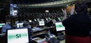 Los 133 asamble&iacute;stas presentes se pronunciaron un&aacute;nimemente a favor de esta norma.