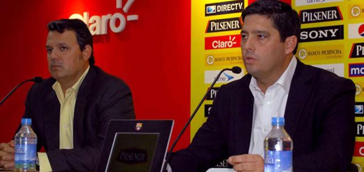 Luis Noboa (izq.) y Antonio Noboa (der.), m&aacute;ximos directivos de Barcelona en la administraci&oacute;n (2011-2015), no asistieron a la &uacute;ltima asamblea de socios.