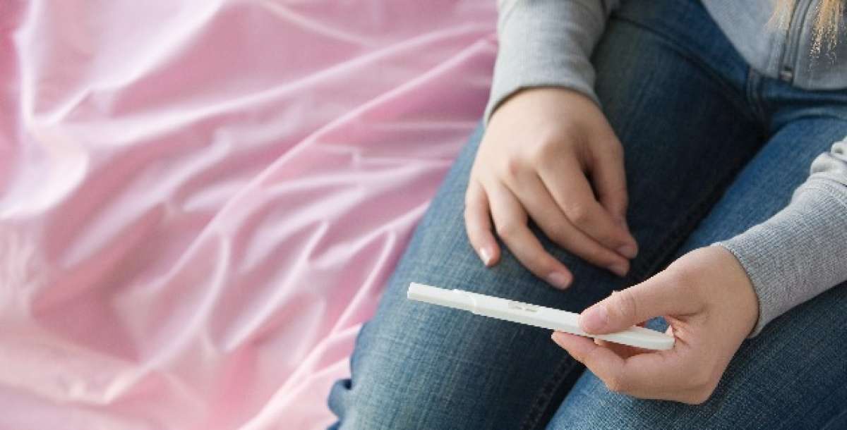 Ecuador logra r&eacute;cord al reducir en 10,2% embarazos en adolescentes