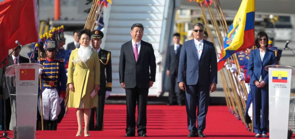 El presidente Xi Jinping fue recibido por su hom&oacute;logo Rafael Correa.