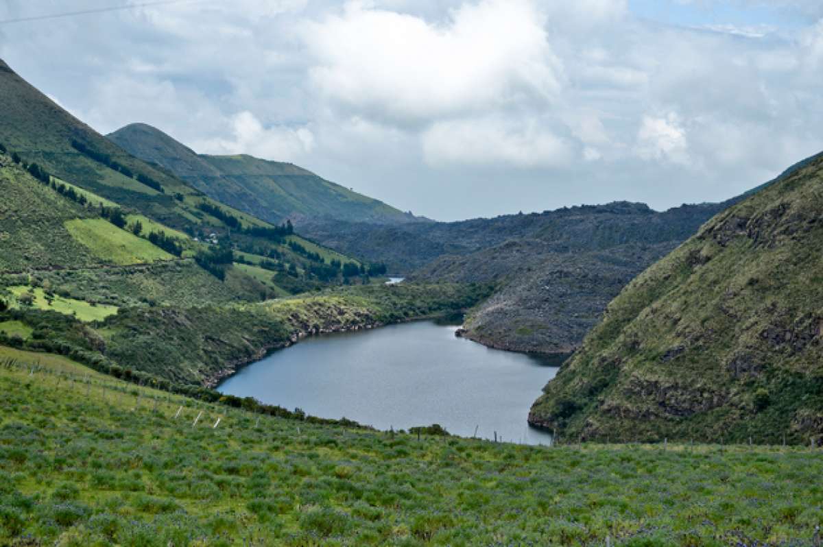 La Reserva Ecol&oacute;gica Antisana, la laguna Micacocha, los p&aacute;ramos y cerros son las principales fuentes naturales de agua que abastecen a las ciudades. Foto: Archivo / El Tel&eacute;grafo