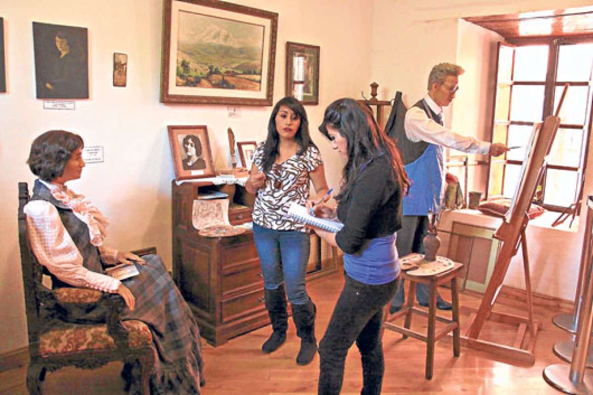 Los museos de las quintas tradicionales ambate&ntilde;as ayudan a los estudiantes a conocer un poco m&aacute;s de la historia local. Las figuras de cera son un gran atractivo para turistas. Foto: Roberto Ch&aacute;vez
