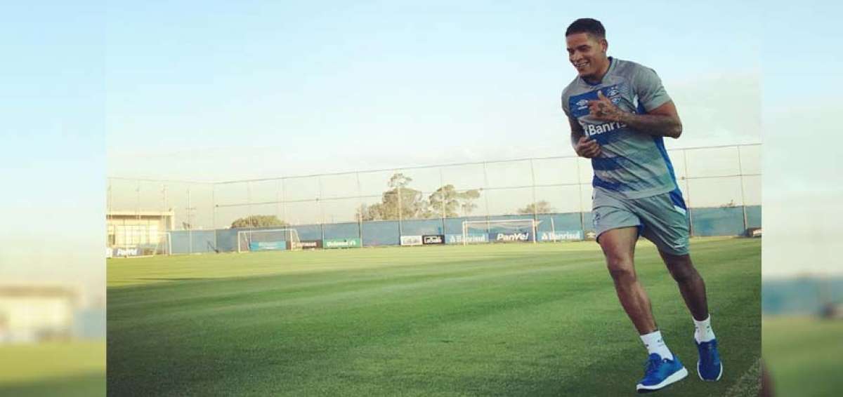 Michael Arroyo  entren&oacute; con Gremio