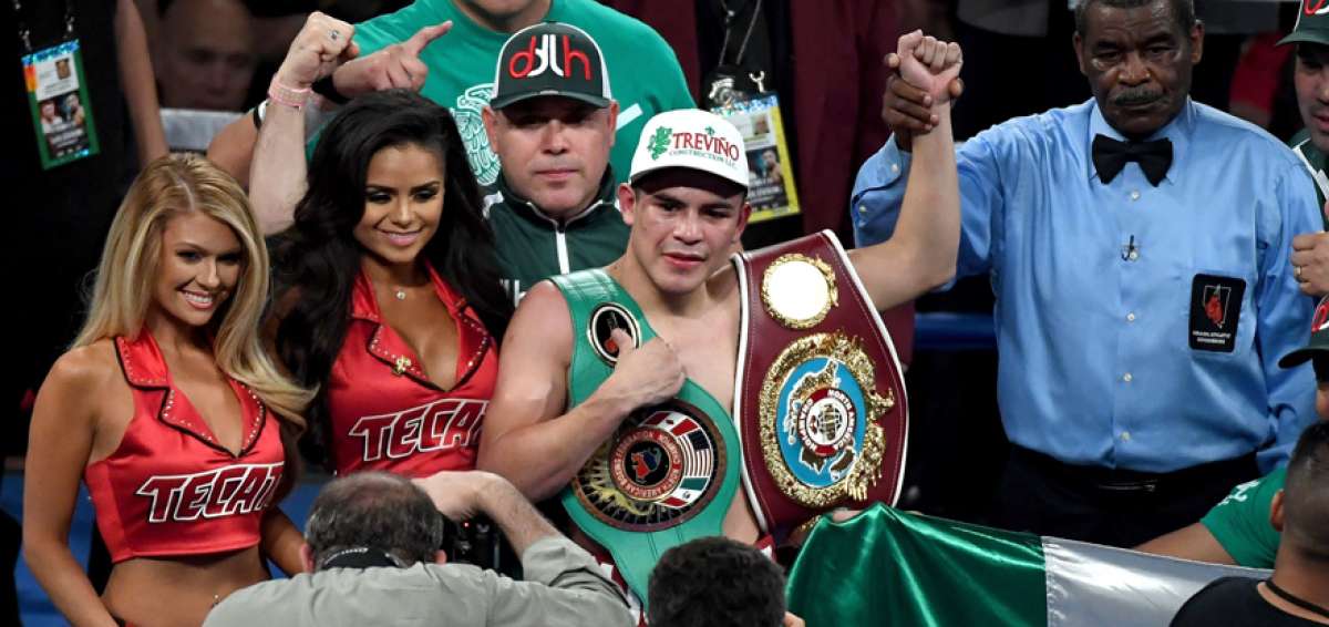 La contienda entre los considerados boxeadores prometedores se realiz&oacute; en el arena T-Mobile de las Vegas.