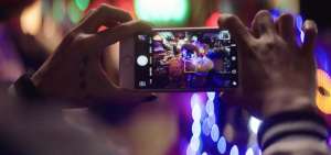 La empresa Apple cedi&oacute; el primer lugar de ventas de smartphones en el mundo. Ahora lo ocupa su eterno rival surcoreano, Samsung. 