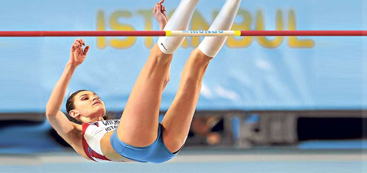 Anna Chicherova est&aacute; obligada a devolver la medalla, el diploma y el pin que recibi&oacute; como ganadora. 