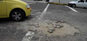 &iquest;Municipio de Quito se preocupa del mal estado de las v&iacute;as? (Encuesta)