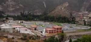 La PTAR se edifica en Las Vi&ntilde;itas, en el nororiente de Ambato. Una vez operativa, la central aplicar&aacute; procesos anaer&oacute;bicos para no producir malos olores.