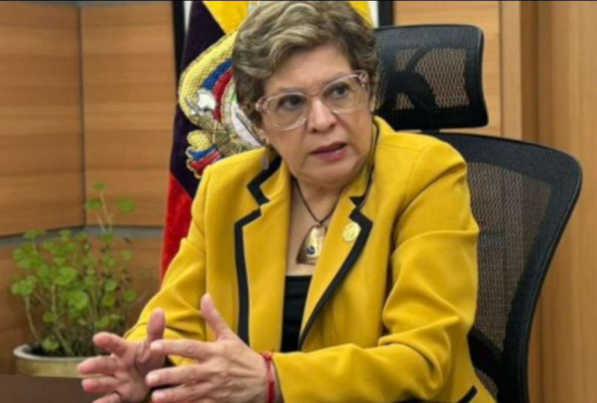 Ministra de Trabajo: “En 2019 incendiaron la Contraloría, ahora vendrán a quemar la Fiscalía”