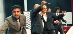 Viteri y Pozo agarran la ola: Hicieron el #MannequinChallenge en la UDLA