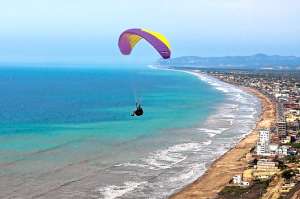 Fusionados con el aire gracias al parapente (Portafolio Gr&aacute;fico)