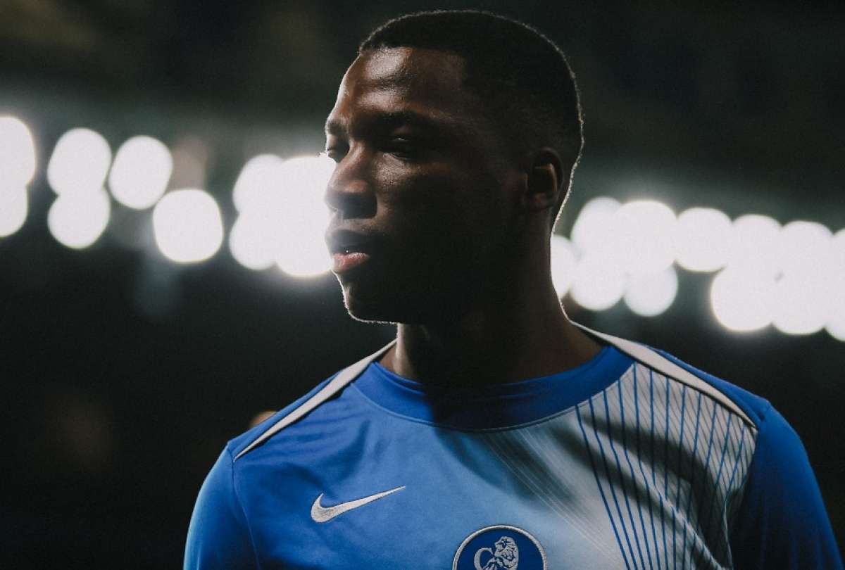 Moisés Caicedo recibió una mala noticia por parte de UEFA