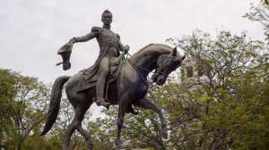 A lo largo del continente se levantan distintas estatuas en honor a Bol&iacute;var, as&iacute; como en Espa&ntilde;a y Par&iacute;s. Foto: Internet