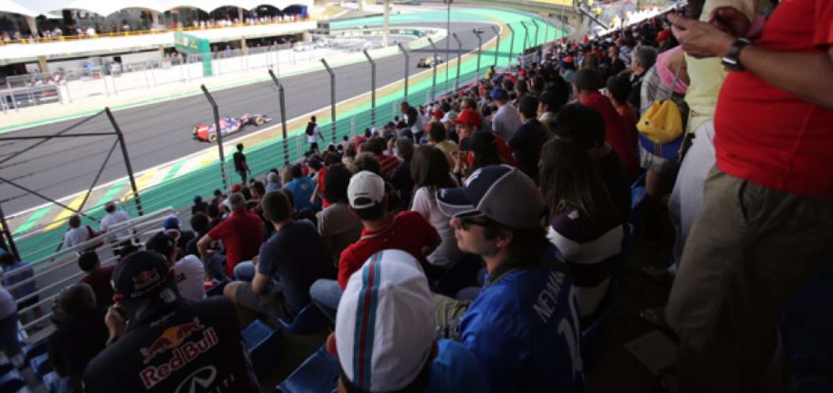 En la tierra de Senna, la F&oacute;rmula 1 sigue levantando pasiones