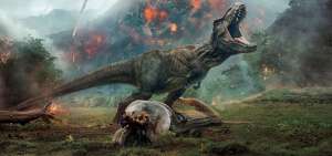 Esta pel&iacute;cula llega con una atm&oacute;sfera de caos. Transcurren cuatro a&ntilde;os despu&eacute;s del cierre del parque tem&aacute;tico Jurassic World en la cinta de 2015.