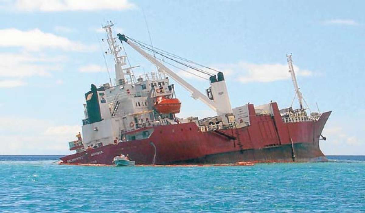 La carga que ten&iacute;a la nave ya fue retirada, solo falta sacar el combustible de las ca&ntilde;er&iacute;as. Foto: Archivo / El Tel&eacute;grafo.