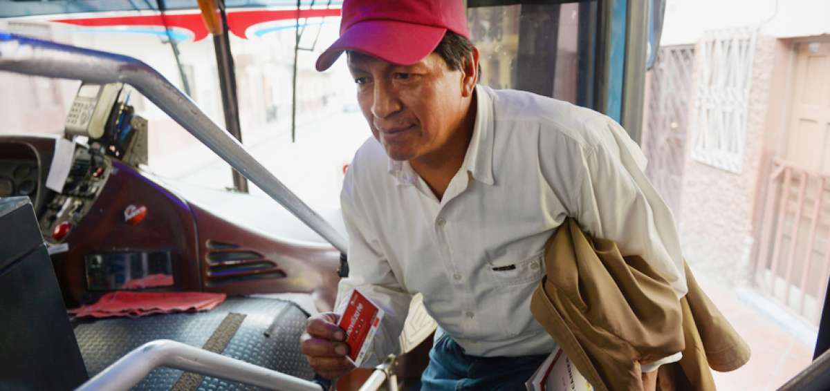 Los usuarios de los buses ya no pagar&aacute;n con monedas, tras la resoluci&oacute;n del Concejo Cantonal de Cuenca.
