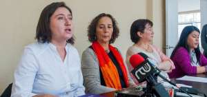 Las activistas ofrecieron una rueda de prensa en el Colegio de Abogados de Pichincha.