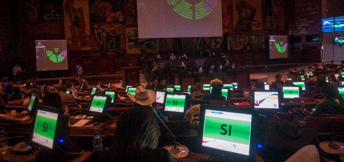 De aprobarse la Ley de Transici&oacute;n, todas las dependencias estatales emitir&aacute;n su informaci&oacute;n al Presidente electo.