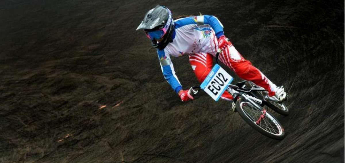 Dom&eacute;nica Azuero se ubic&oacute; quinta en Abierto de Super Cross
