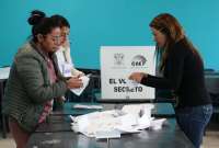 El domingo 15 de octubre los ecuatorianos acudieron a las urnas para elegir a Presidente y Vicepresidente. 