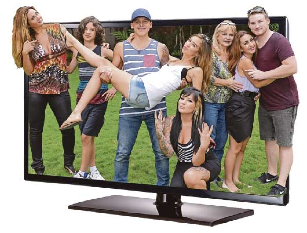 La vida de Gerardo Mej&iacute;a y su familia, a la televisi&oacute;n