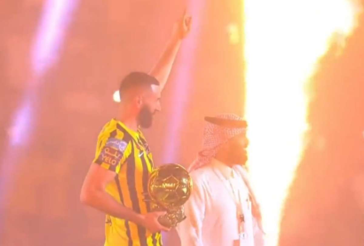 Así fue la presentación de Karim Benzema en el fútbol árabe