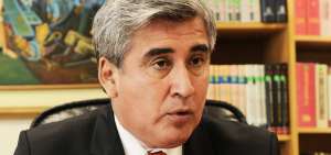 Dr. Juan Vizueta, representante legal de los deudos.
