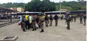 En el operativo participaron 160 polic&iacute;as, 200 miembros de las Fuerzas Armadas y 30 agentes de Seguridad Penitenciaria.
