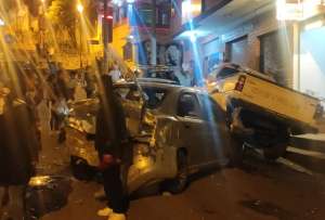 Cuenca: conductor de bus ebrio chocó 11 vehículos y dejó dos heridos